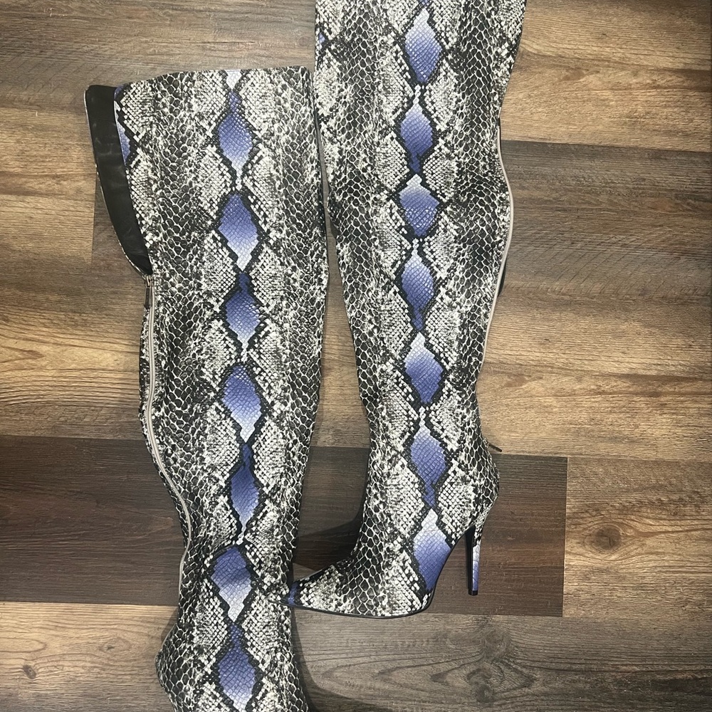 Snakeskin Patterned Thigh-High Boots
